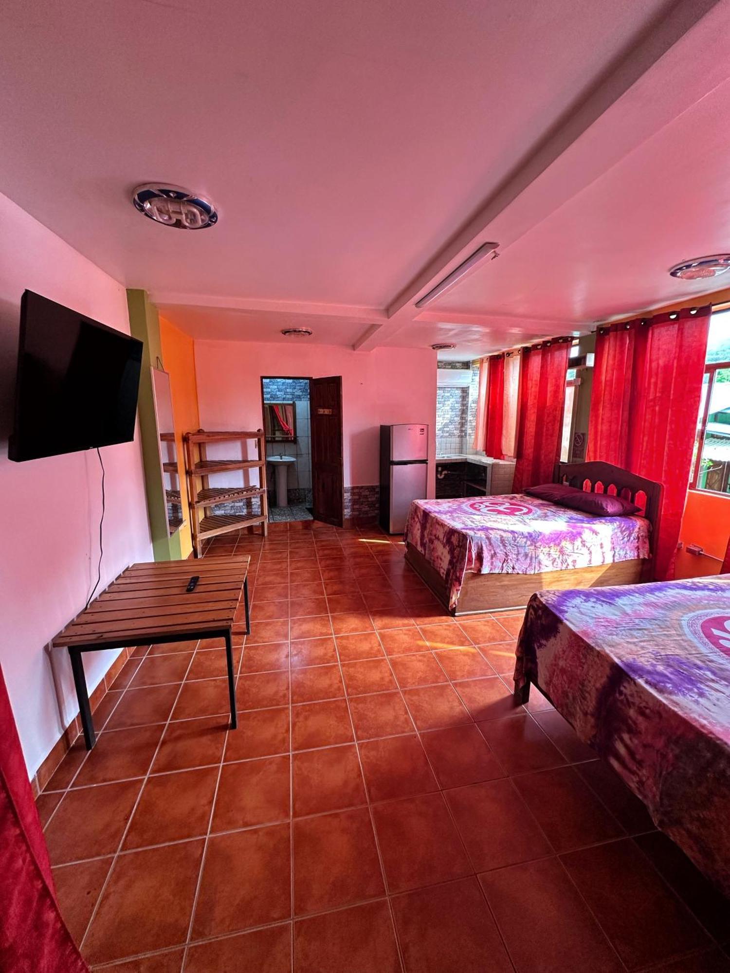 Sandy Toes Hostel Sámara Esterno foto